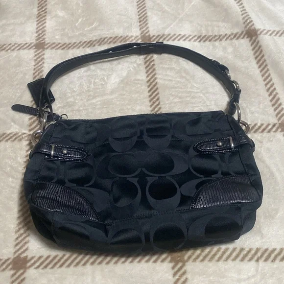 NWOT Coach Colette Black Signature shoulder bag - Picture 2 of 8